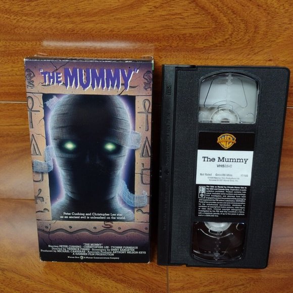 Media | Vintage The Mummy Classic Horror Vhs Tape Movie Christopher Lee ...